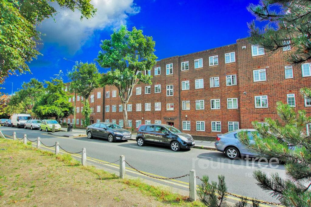 3 bed 1st Floor Flat for rent in Hendon. From Roundtree Real Estate - London