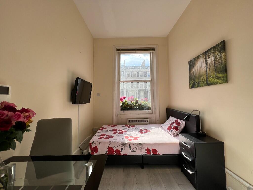4 bed Studio for rent in London. From RR Properties - London 4 bed Studio for rent in London. From RR Properties - London