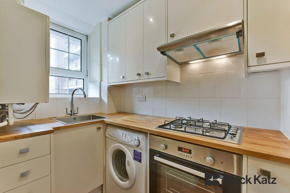 2 bed 1st Floor Flat for rent in Bermondsey. From Black Katz - London Bridge