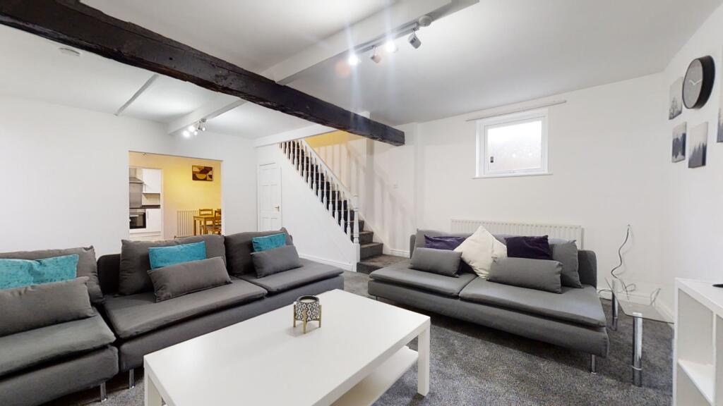 8 bed House Share for rent in Long Line. From Dove Properties - Sheffield