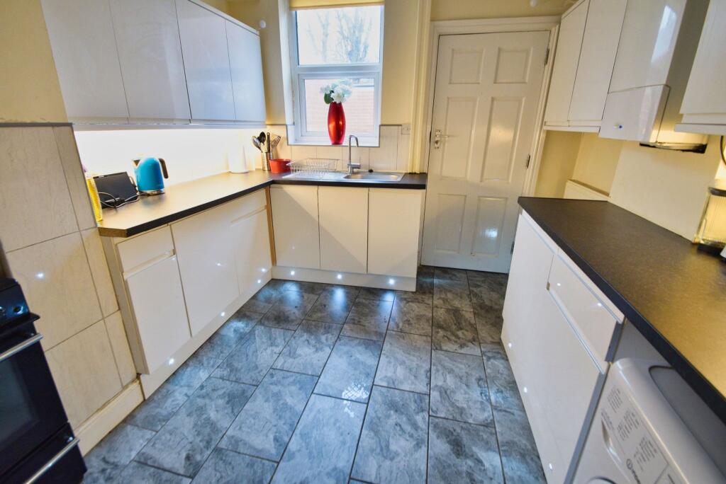 6 bed House Share for rent in Long Line. From Dove Properties - Sheffield 6 bed House Share for rent in Long Line. From Dove Properties - Sheffield