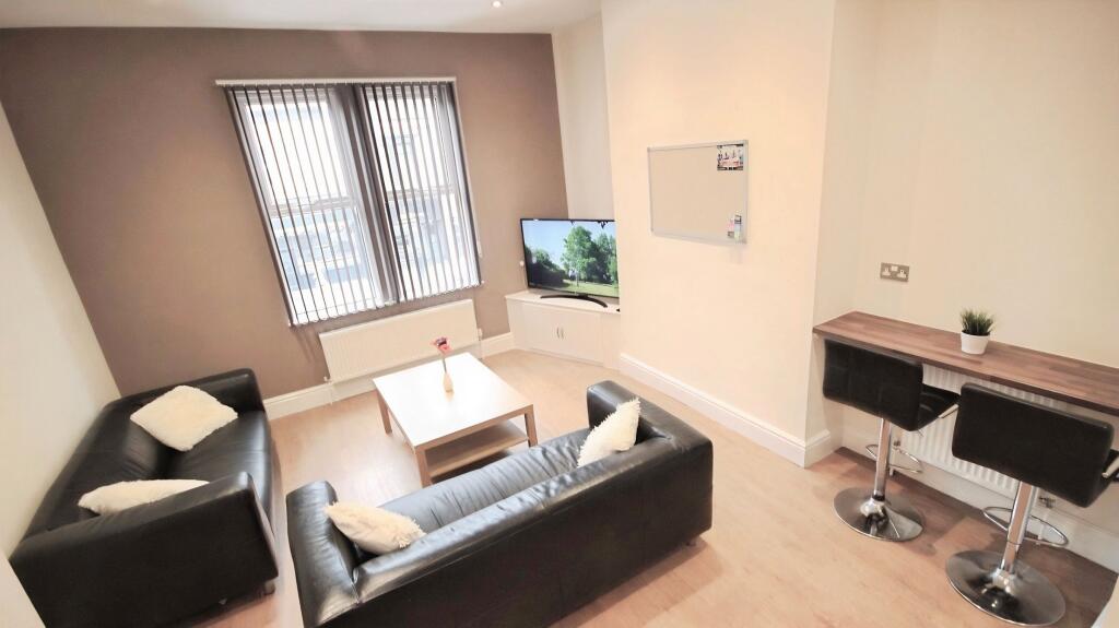 6 bed House Share for rent in Sheffield. From Dove Properties - Sheffield
