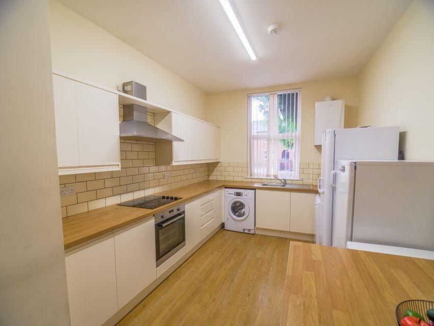 4 bed House Share for rent in Long Line. From Dove Properties - Sheffield 4 bed House Share for rent in Long Line. From Dove Properties - Sheffield