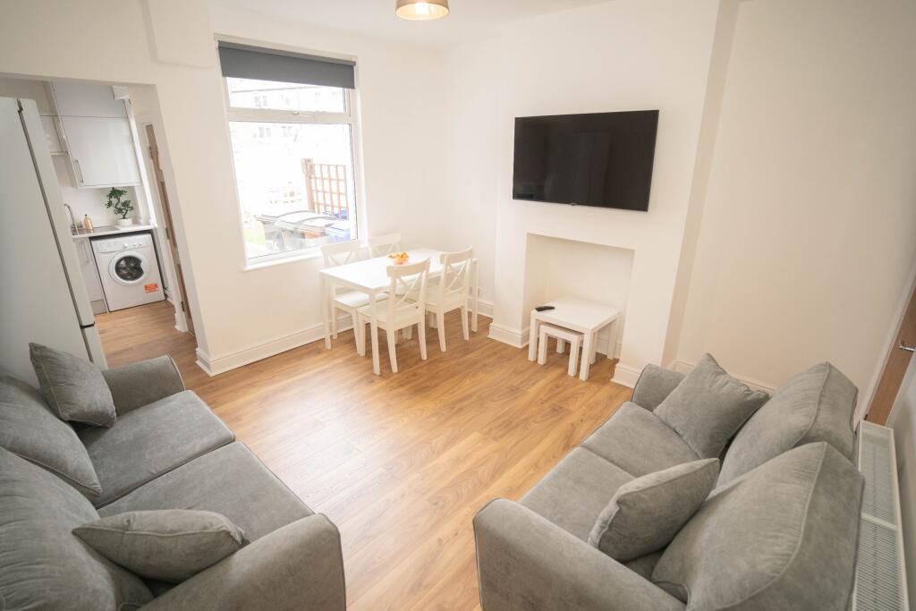 4 bed House Share for rent in Sheffield. From Dove Properties - Sheffield