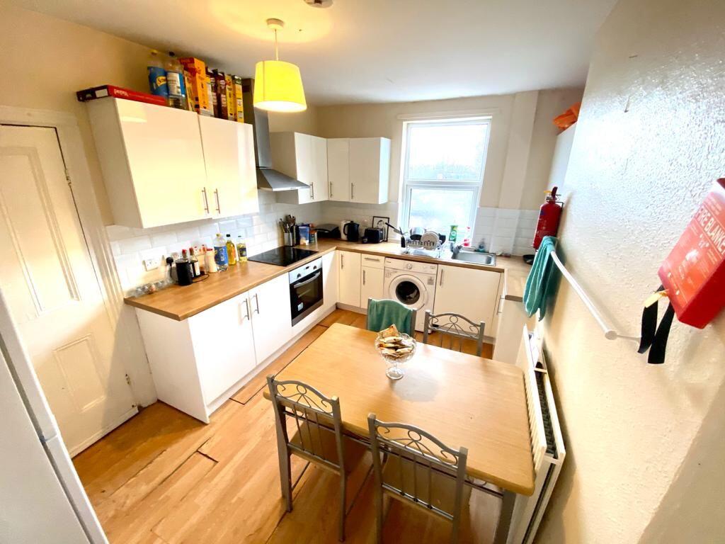 4 bed House Share for rent in Dungworth. From Dove Properties - Sheffield