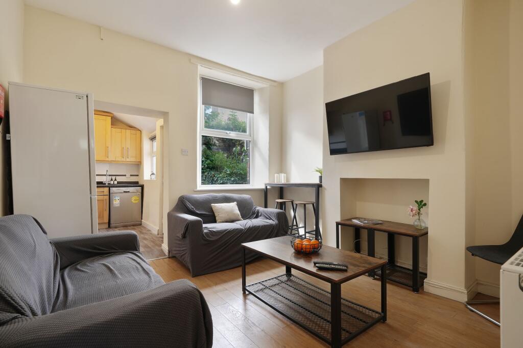 4 bed House Share for rent in Sheffield. From Dove Properties - Sheffield