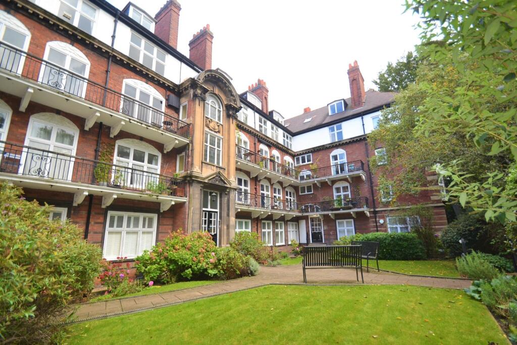 3 bed 1st Floor Flat for rent in Leeds. From Dwell - Headingley 3 bed 1st Floor Flat for rent in Leeds. From Dwell - Headingley