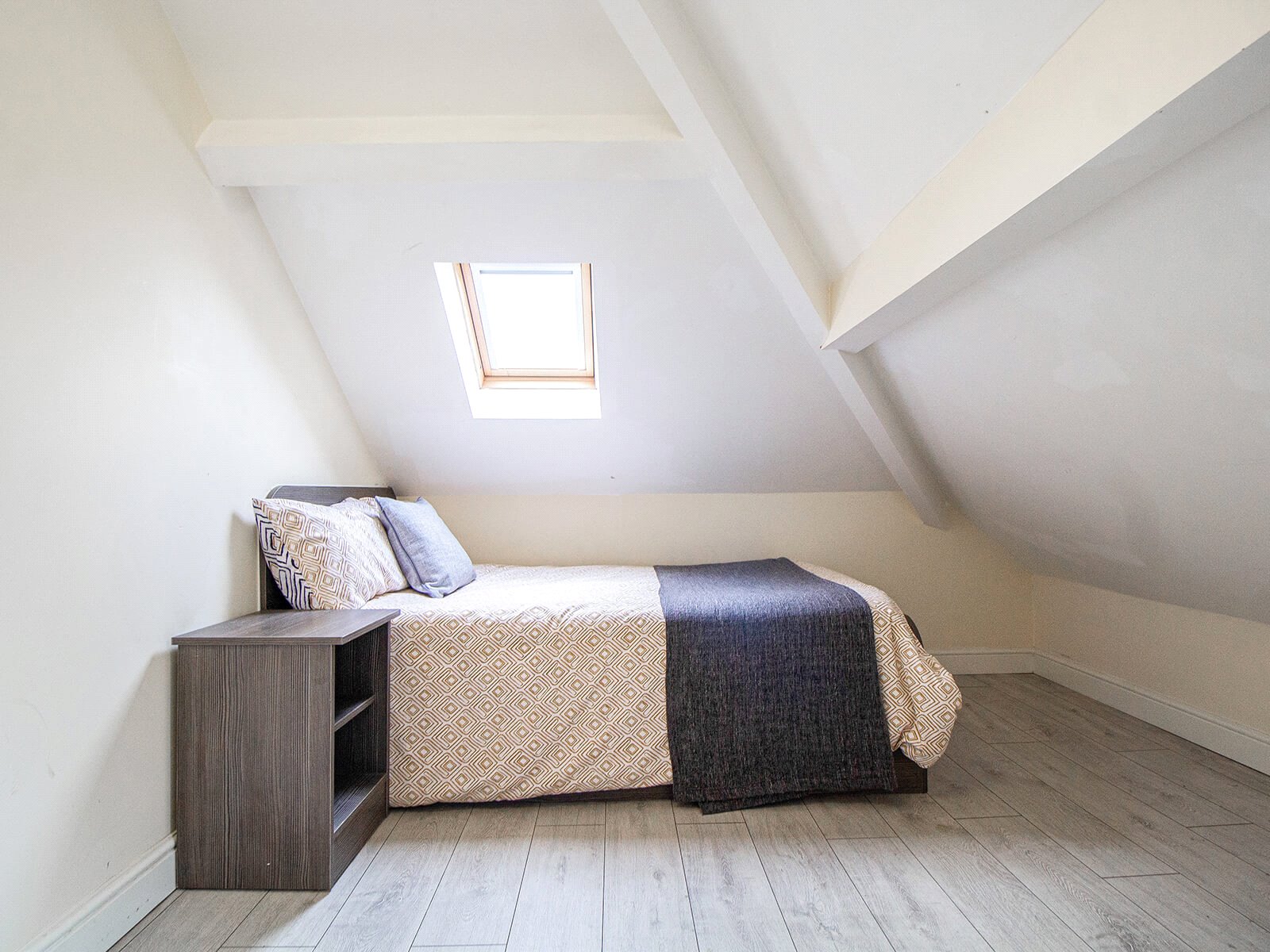 3 bed apartment for rent in Leeds. From YPP - Leeds