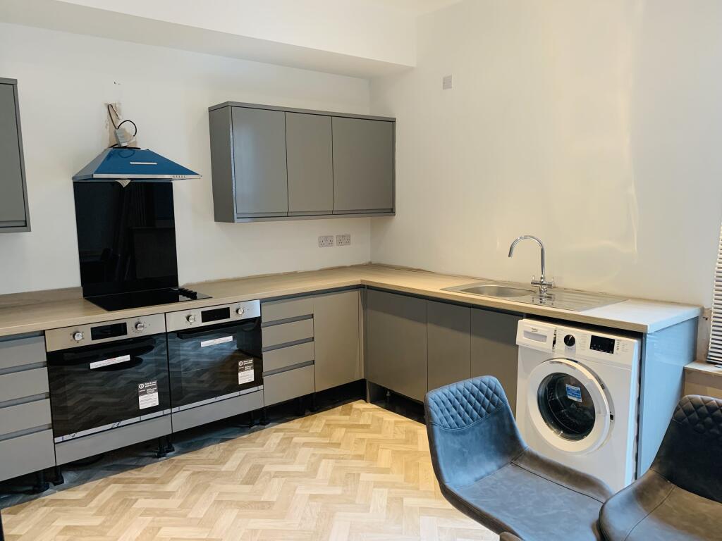 5 bed Mid Terraced House for rent in Harmston. From Lighthouse Property Services Ltd - Lincoln 5 bed Mid Terraced House for rent in Harmston. From Lighthouse Property Services Ltd - Lincoln