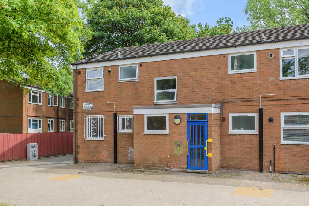 2 bed 1st Floor Flat for rent in Manchester. From Madina Property - Manchester