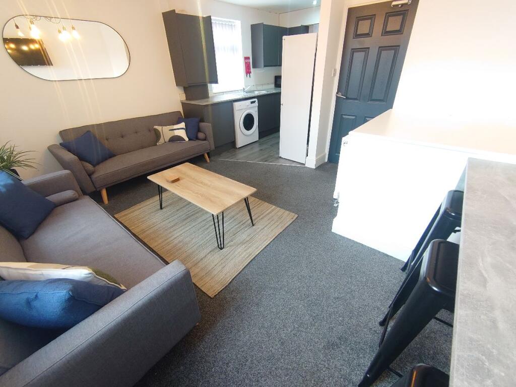 5 bed 1st Floor Flat for rent in Liverpool. From MyTenantRent.co.uk - Liverpool