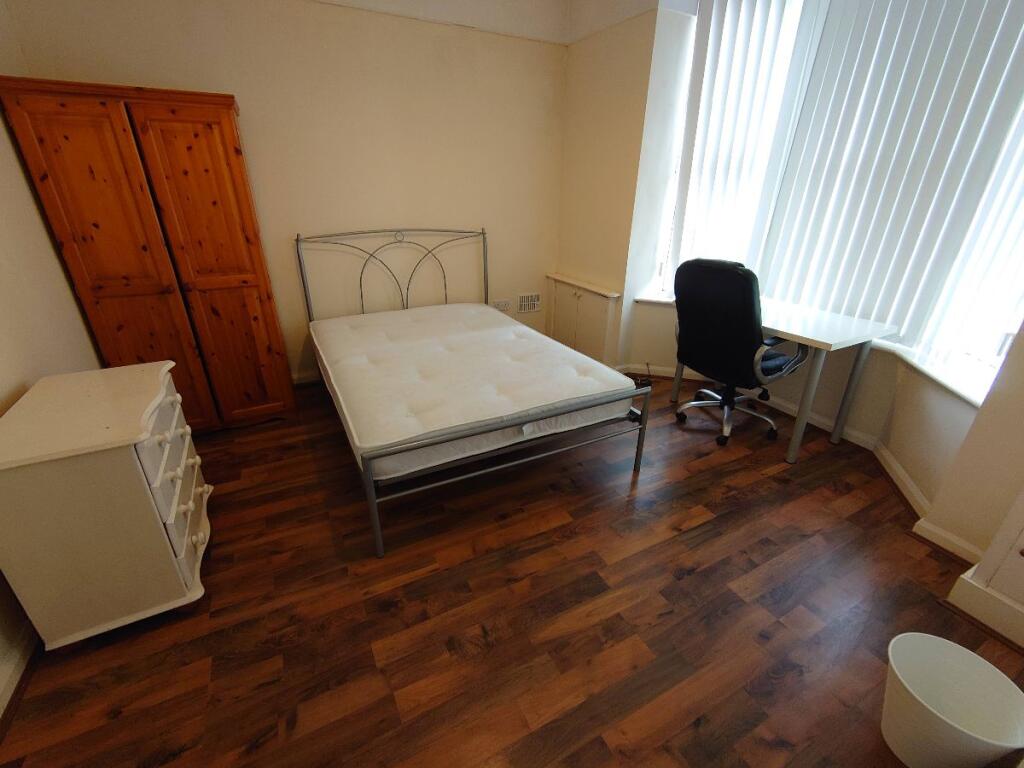 5 bed Mid Terraced House for rent in Liverpool. From MyTenantRent.co.uk - Liverpool