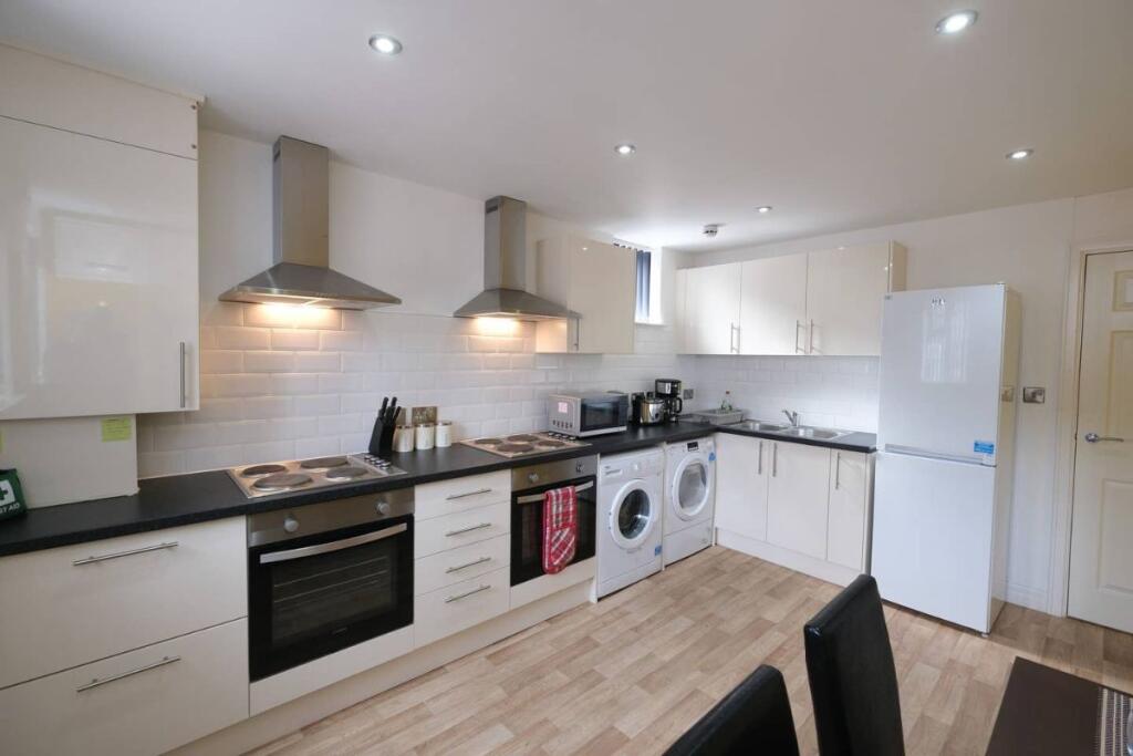 4 bed Mid Terraced House for rent in Liverpool. From MyTenantRent.co.uk - Liverpool