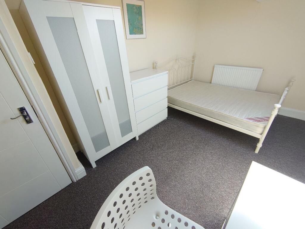 5 bed Mid Terraced House for rent in Liverpool. From MyTenantRent.co.uk - Liverpool