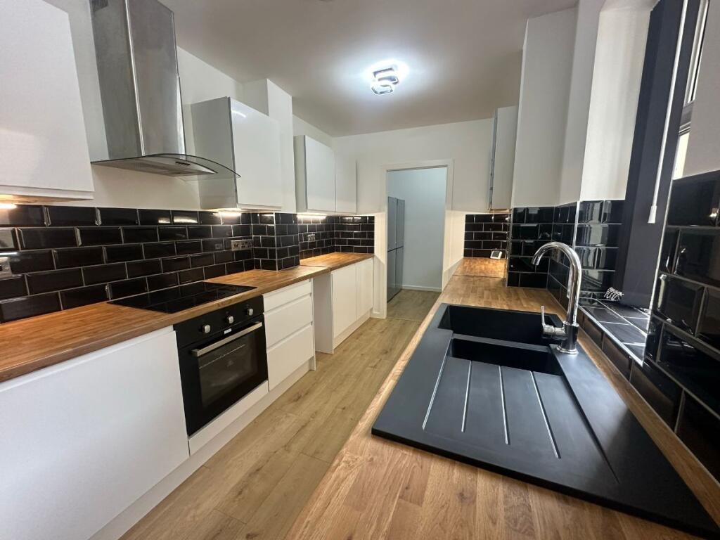 5 bed Mid Terraced House for rent in Liverpool. From MyTenantRent.co.uk - Liverpool