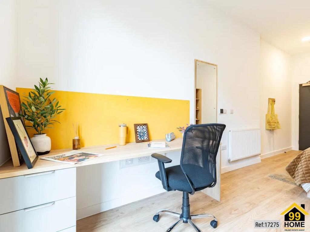 4 bed Studio for rent in Beeston. From gLocalAgents.co.uk - Covering Nationwide