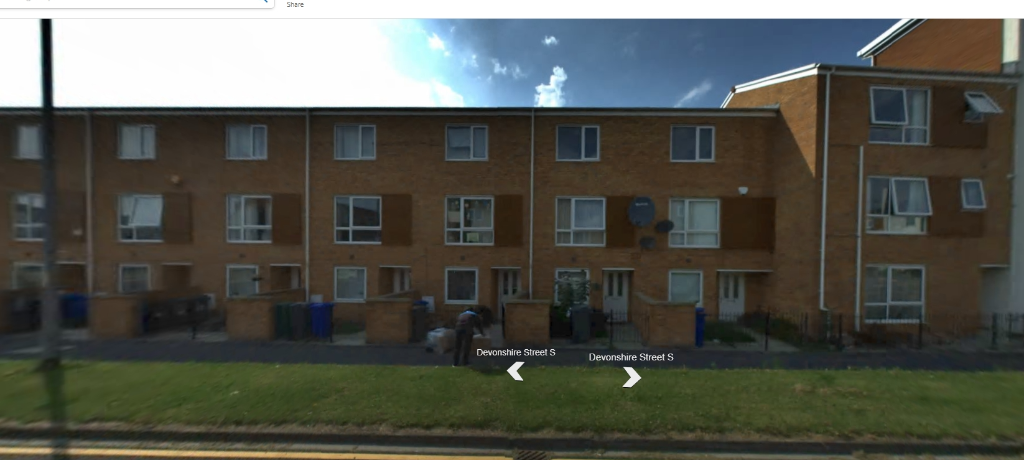 4 bed Mid Terraced House for rent in Manchester. From 1 Click Move - Manchester