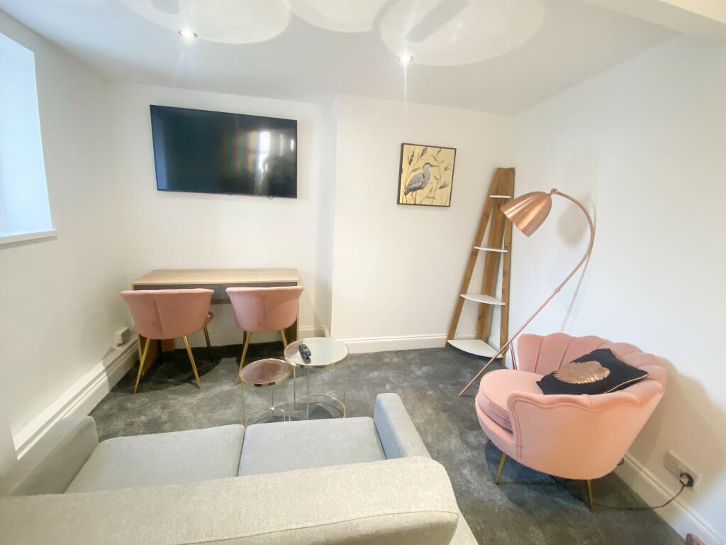 2 bed 1st Floor Flat for rent in Plymouth. From A Home After Halls - Plymouth