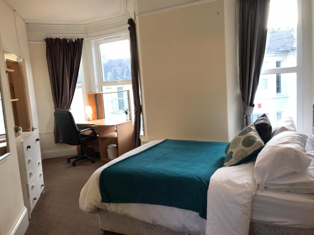 6 bed Detached for rent in Plymouth. From A Home After Halls - Plymouth