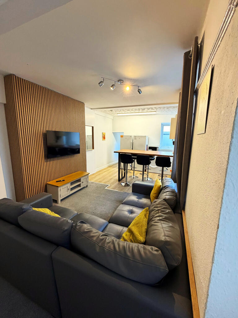 6 bed Detached for rent in Plymouth. From A Home After Halls - Plymouth 6 bed Detached for rent in Plymouth. From A Home After Halls - Plymouth