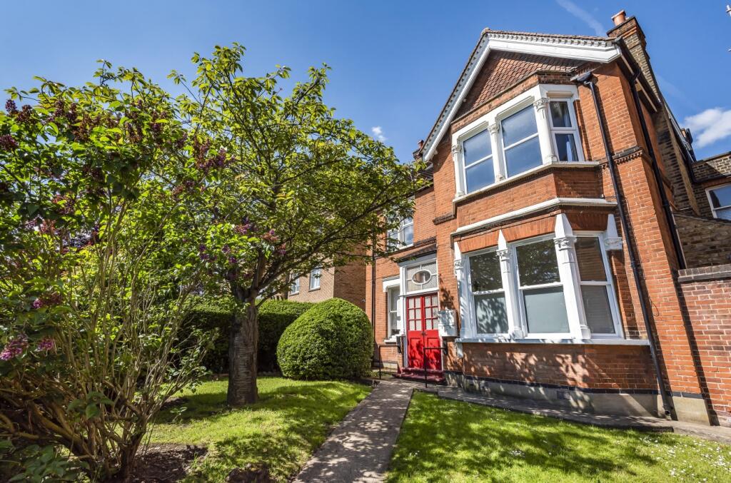 4 bed 1st Floor Flat for rent in Sidcup. From Langford Russell - Sidcup 4 bed 1st Floor Flat for rent in Sidcup. From Langford Russell - Sidcup