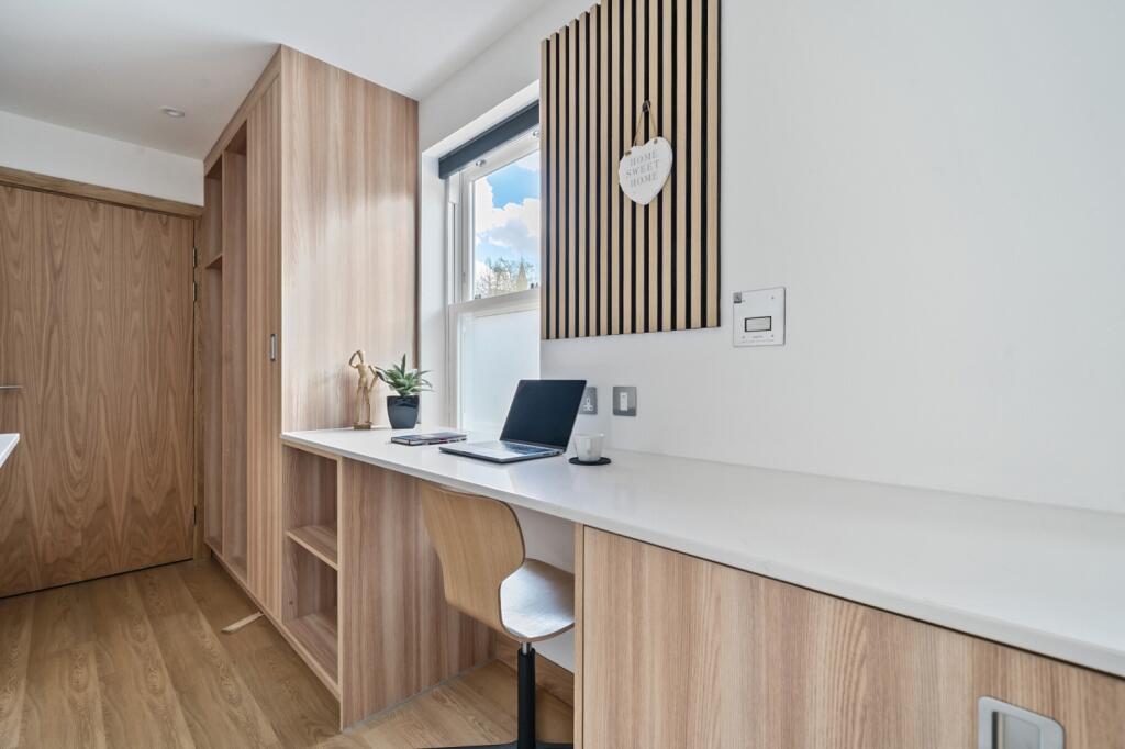 4 bed Studio for rent in Sidcup. From Langford Russell - Sidcup