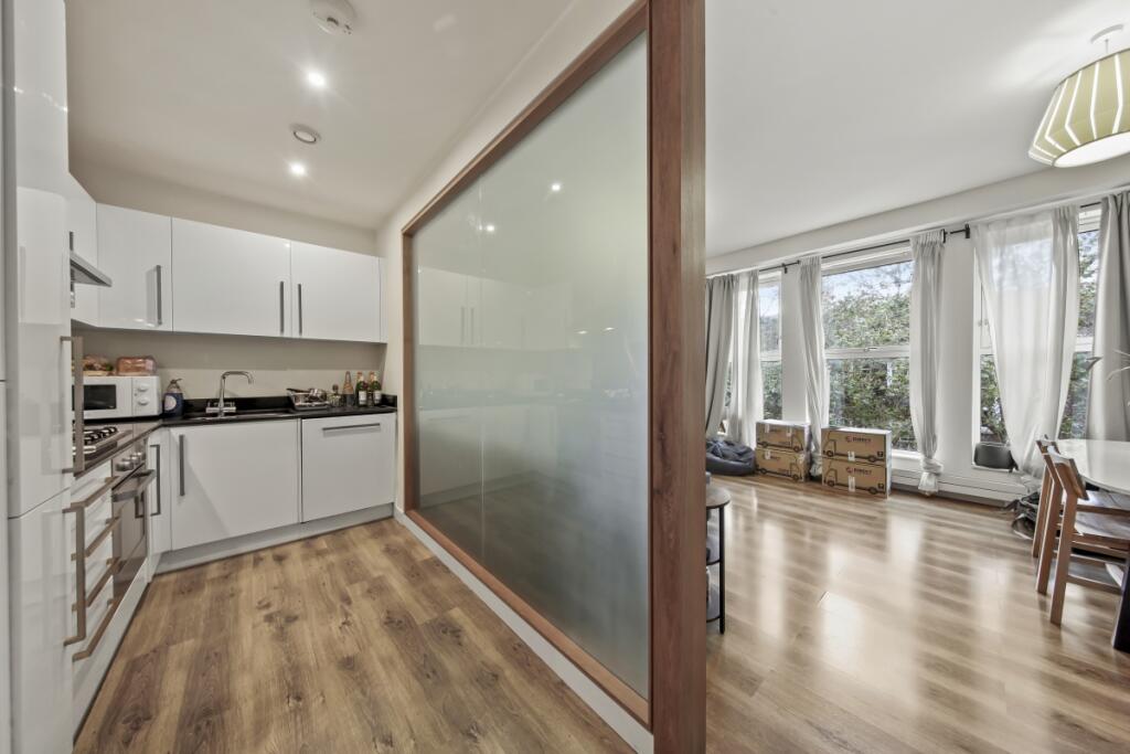 2 bed Apartment for rent in London. From Ariston Property - London 2 bed Apartment for rent in London. From Ariston Property - London