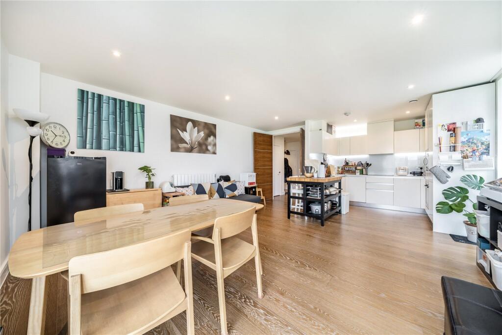 2 bed Apartment for rent in Lewisham. From B&C Properties - London