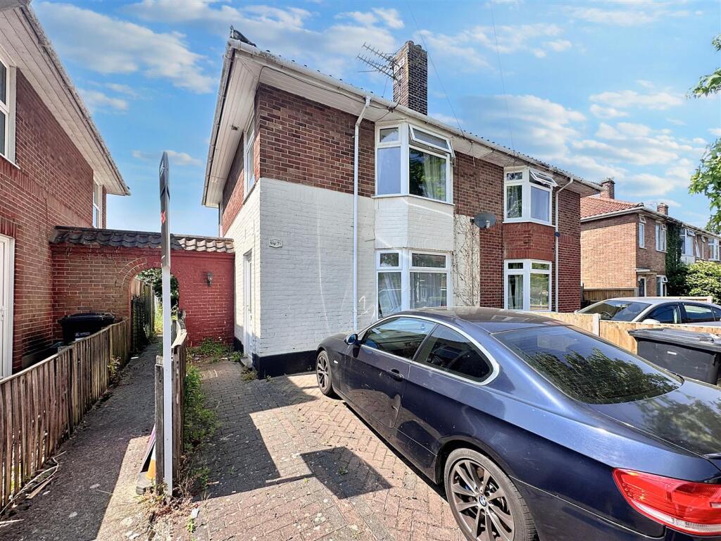 4 bed Semi Detached for rent in Norwich. From AbbotFox - Norwich 4 bed Semi Detached for rent in Norwich. From AbbotFox - Norwich