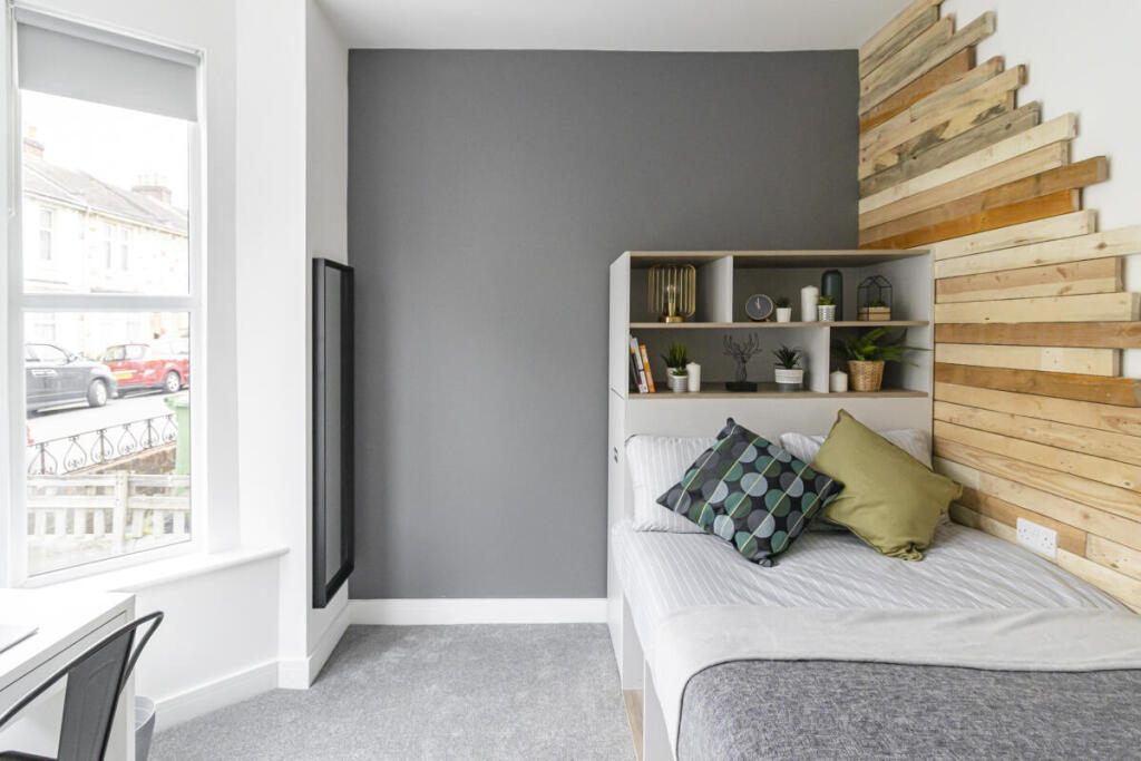 8 bed House Share for rent in Portsmouth. From Belvoir - Southsea