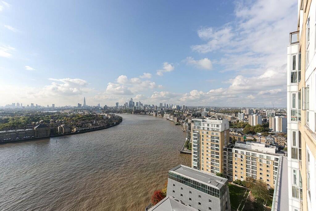 3 bed Apartment for rent in Poplar. From Benham & Reeves Lettings - Canary Wharf