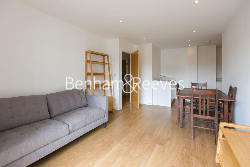 1 bed Apartment for rent in Bow. From Benham & Reeves Lettings - Canary Wharf