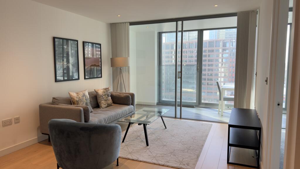 1 bed Apartment for rent in Poplar. From Benham & Reeves Lettings - Canary Wharf