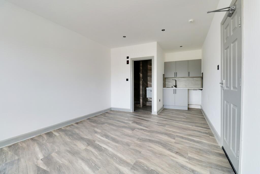 4 bed Studio for rent in Sidcup. From Capital Estate Agents - Sidcup 4 bed Studio for rent in Sidcup. From Capital Estate Agents - Sidcup
