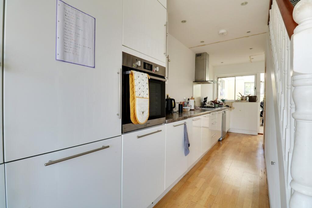 4 bed Mid Terraced House for rent in North Cray. From Capital Estate Agents - Sidcup