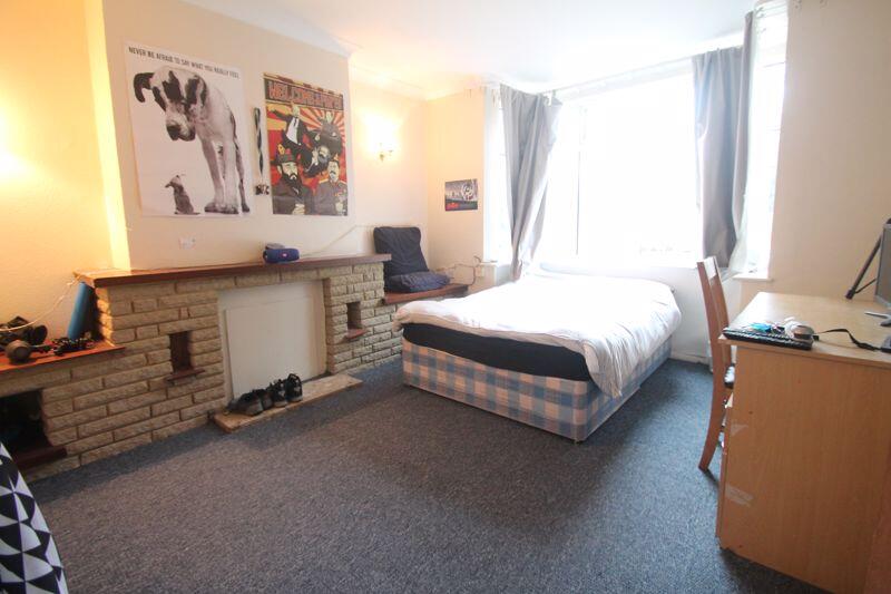 4 bed Semi Detached for rent in Uxbridge. From Lords Associates of London