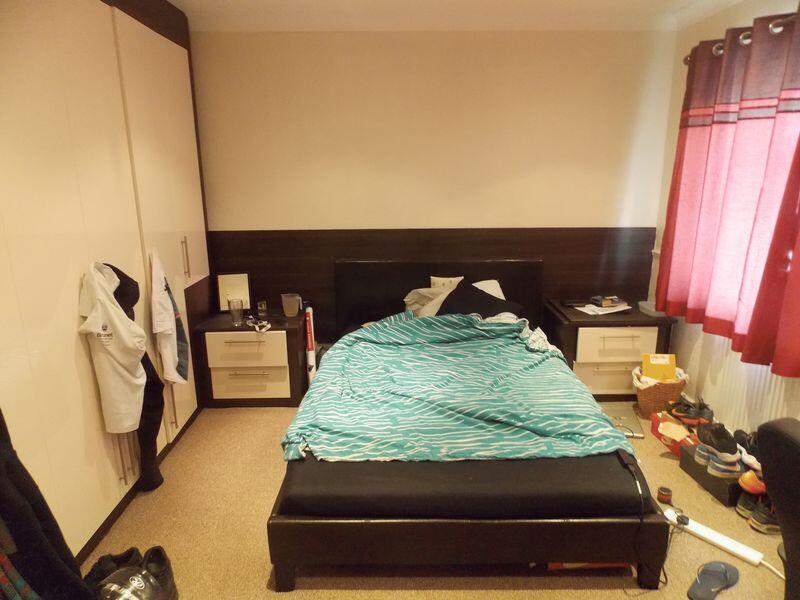 6 bed Mid Terraced House for rent in Uxbridge. From Lords Associates of London