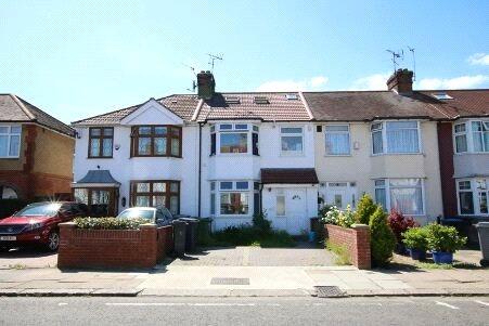 6 bed Mid Terraced House for rent in London. From Chancellors - Stanmore Lettings 6 bed Mid Terraced House for rent in London. From Chancellors - Stanmore Lettings
