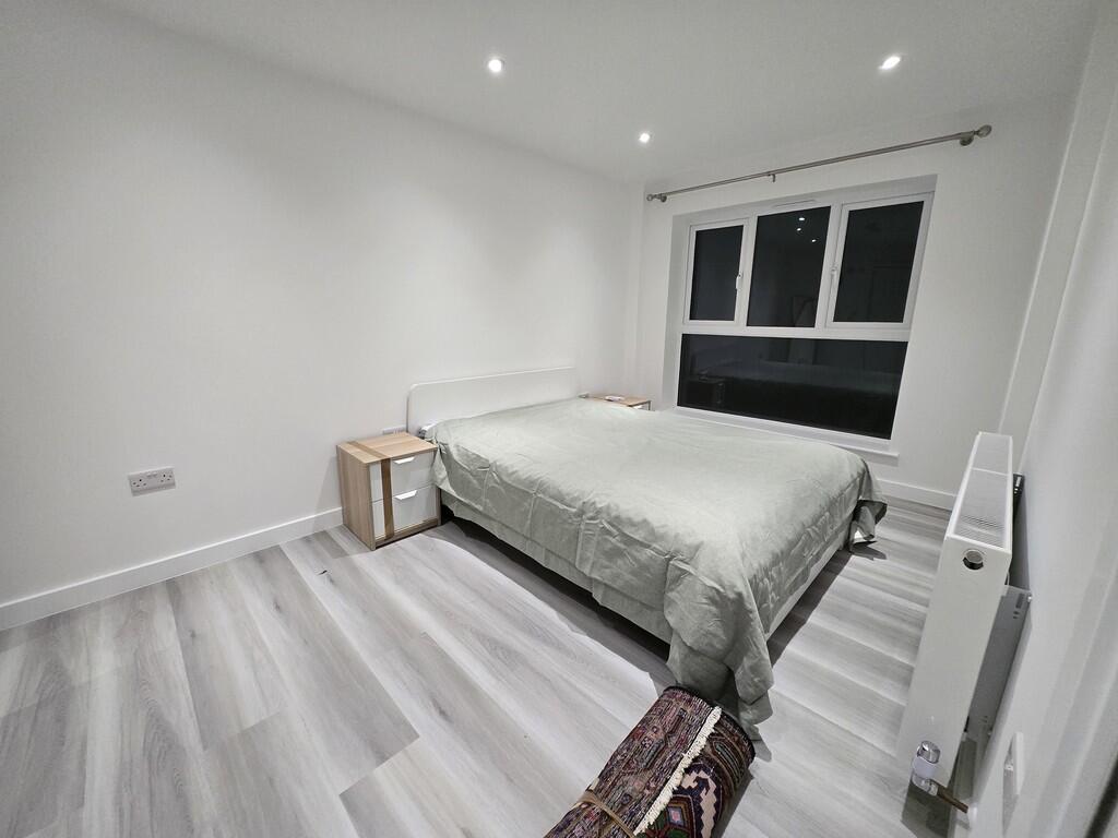 4 bed House Share for rent in Wanstead. From Charlesons - Gants Hill