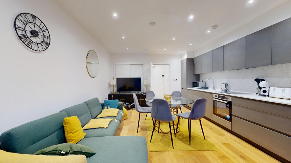2 bed Apartment for rent in Hackney. From Chris Anthony Estates - London 2 bed Apartment for rent in Hackney. From Chris Anthony Estates - London