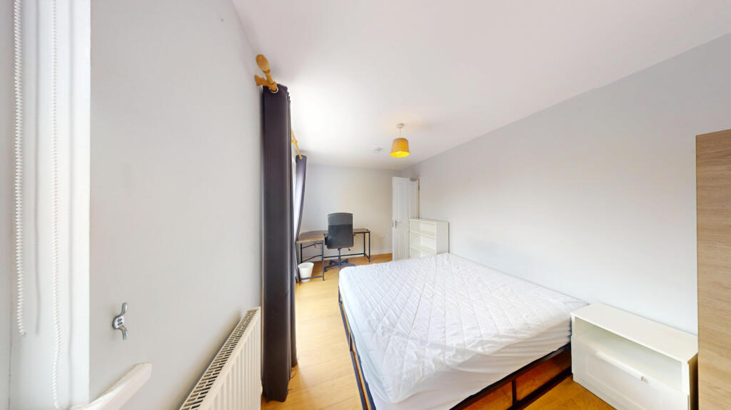 2 bed Apartment for rent in London. From Chris Anthony Estates - London