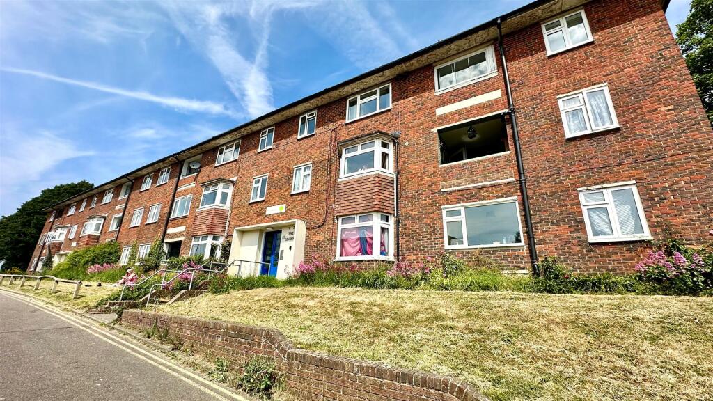 1 bed House Share for rent in Ovingdean. From Avard Estate Agents - Brighton