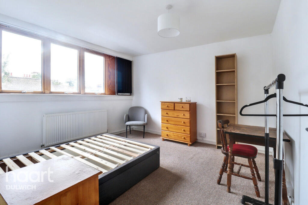 3 bed 1st Floor Flat for rent in Camberwell. From haart - Dulwich