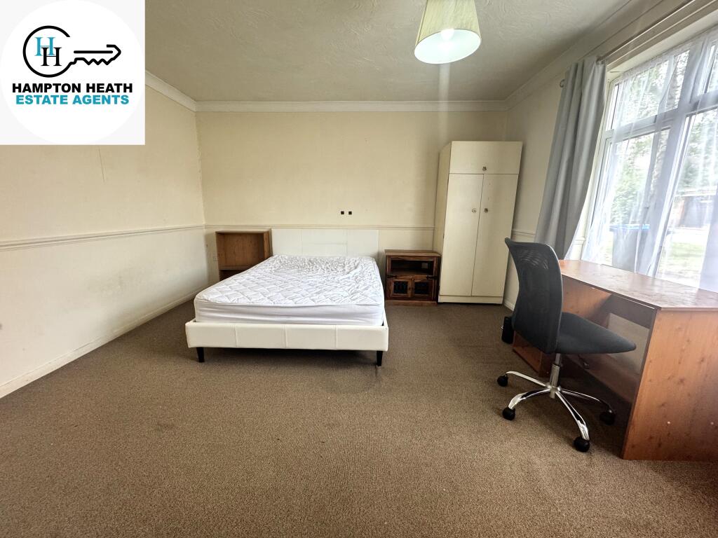 1 bed House Share for rent in Bishopsgate. From Hampton-Heath - Staines-upon-Thames