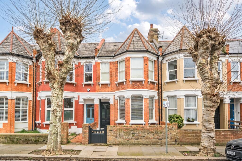 5 bed Mid Terraced House for rent in Tottenham. From Hamptons - Muswell Hill