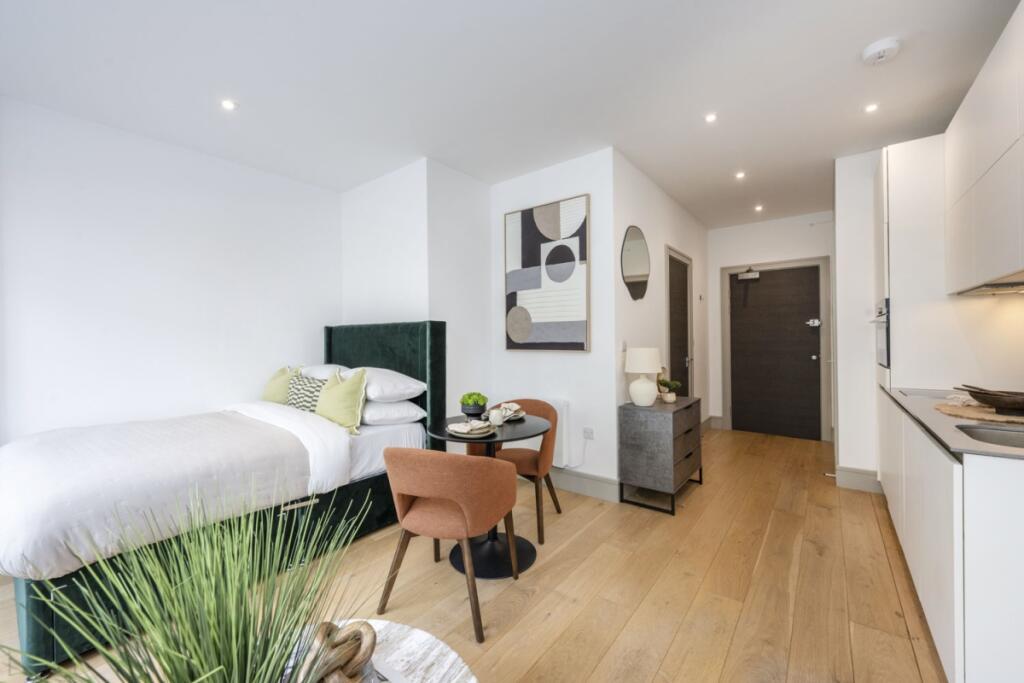 4 bed Apartment for rent in Tottenham. From Hamptons - Muswell Hill 4 bed Apartment for rent in Tottenham. From Hamptons - Muswell Hill