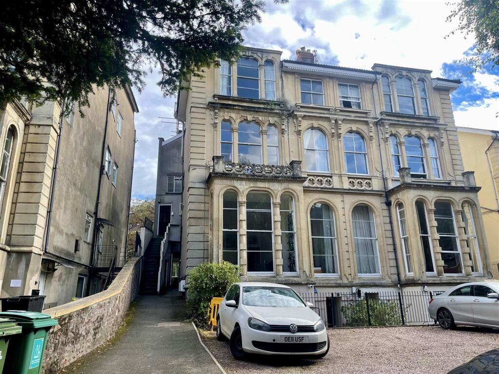 4 bed 1st Floor Flat for rent in Bristol. From Bristol SU Lettings - Bristol