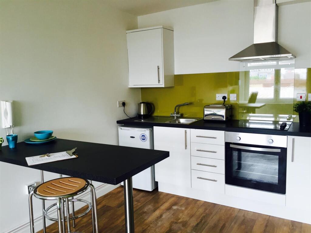 4 bed Studio for rent in Bristol. From Bristol SU Lettings - Bristol