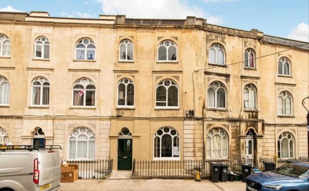 2 bed 1st Floor Flat for rent in Leigh Woods. From Bristol SU Lettings - Bristol