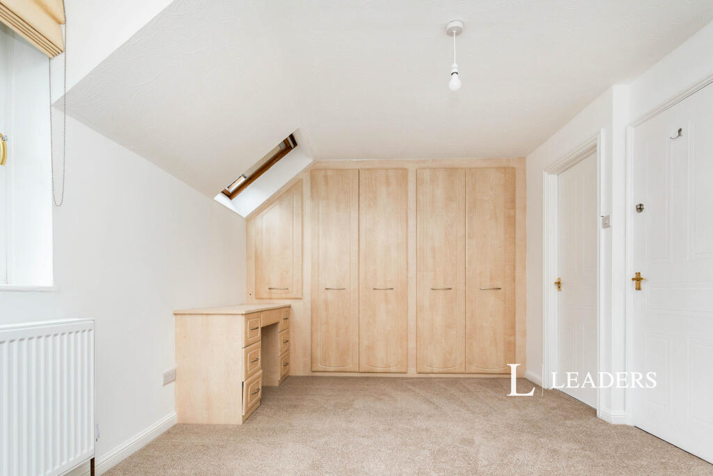 1 bed Detached for rent in Buckingham. From Leaders Sales - Buckingham